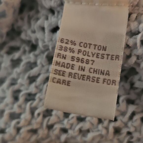 Curio's Vintage Women's White Sweater - Picture 12 of 13